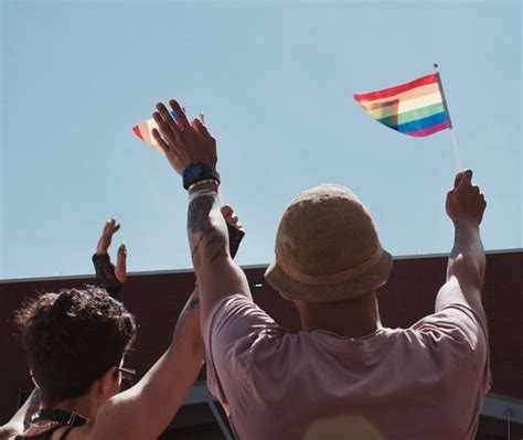 incontri gay a ferrara|Chatta e fissa appuntamenti con uomini gay, bisessuali,